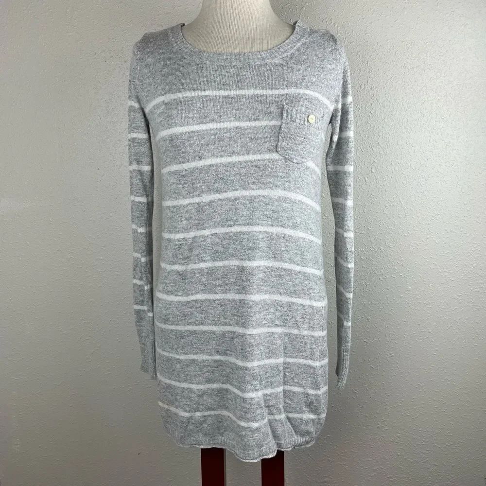 Forever 21 Long Sweater Size S EUC